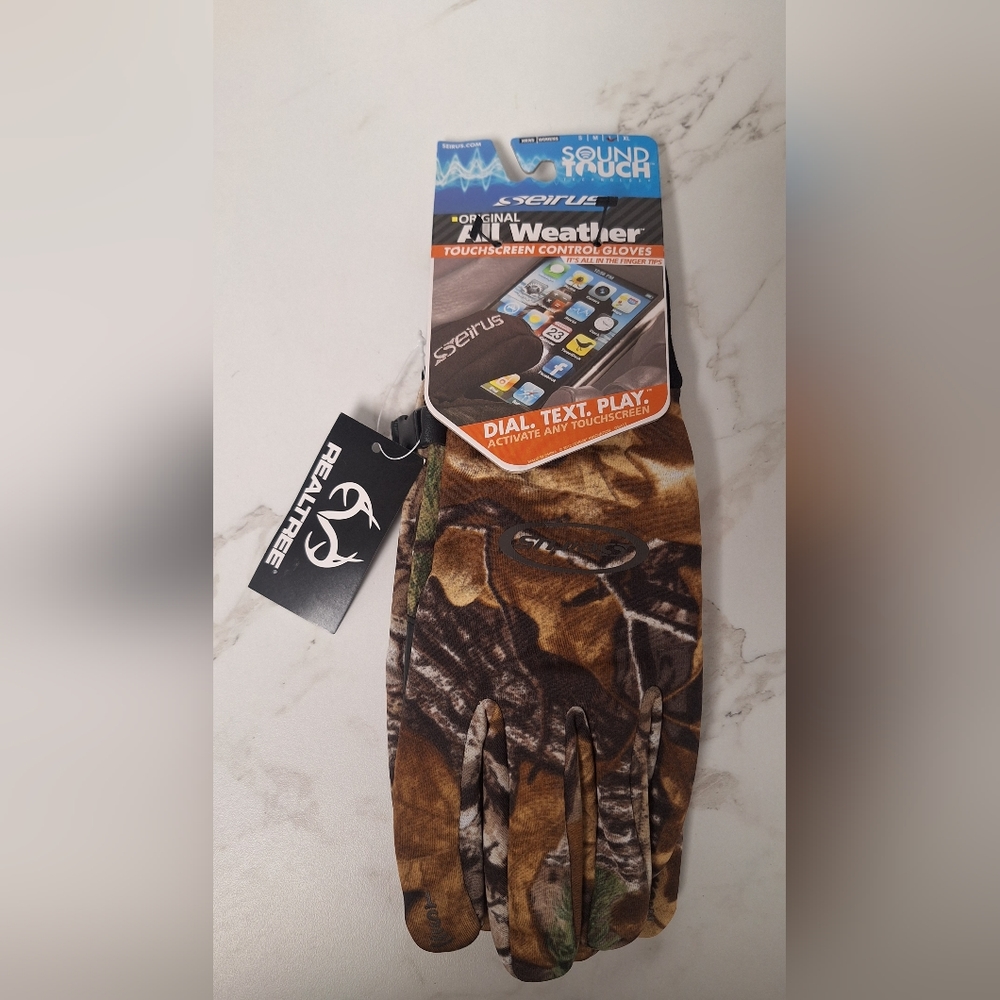 Seirus All weather Sound Touch gloves- NWT